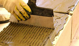 Клей для газосиликатных блоков и его цена в «Стройшанс»